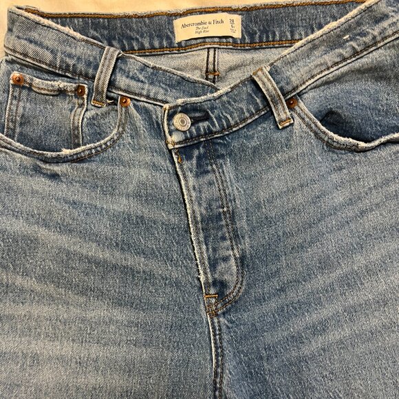 Abercrombie & Fitch Jeans - Picture 4 of 4